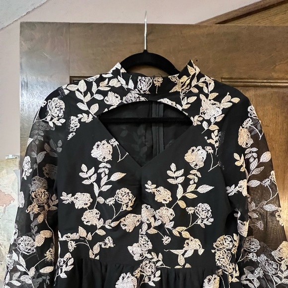 Black Metallic Floral VINTAGE mini dress - Picture 4 of 6